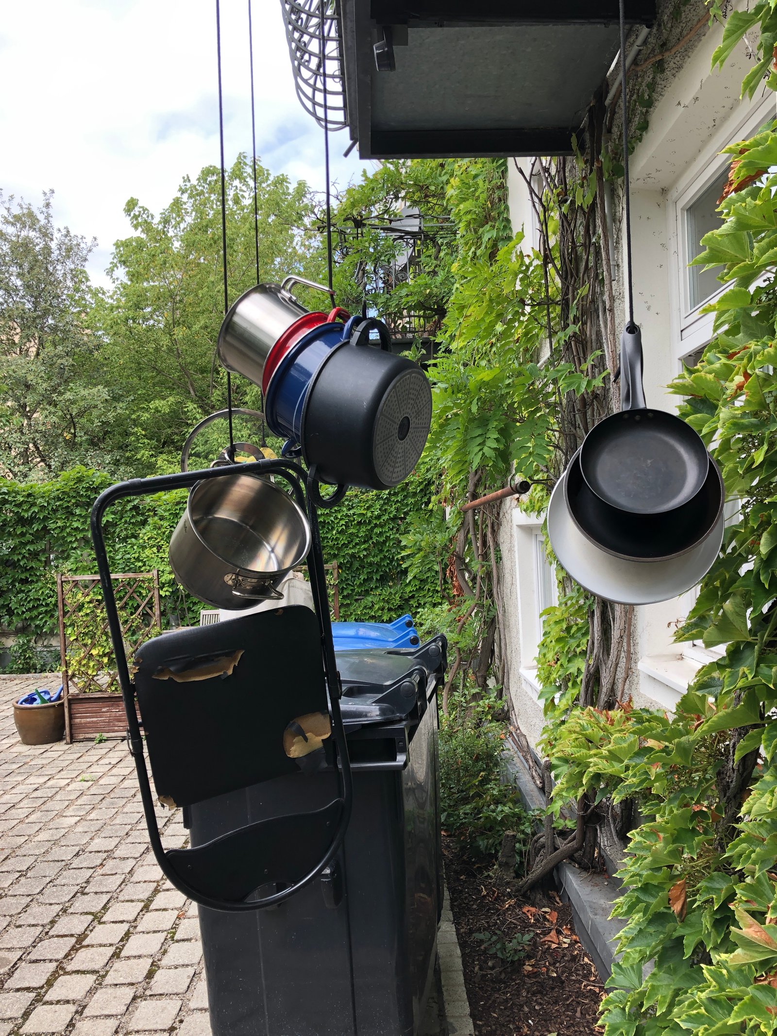 zum trocknen aufgehängt